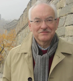 prof Zbigniew Leśnikowski